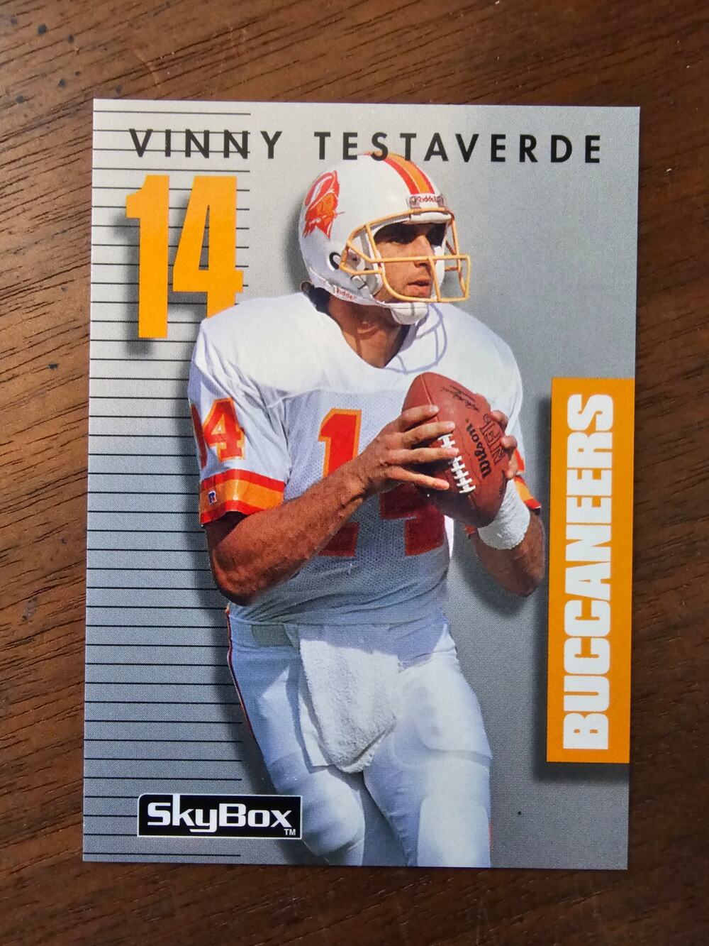 Vinny Testaverde 1992 Skybox Primetime #6 - Tampa Bay Buccaneers-NFL -Fresh Pull